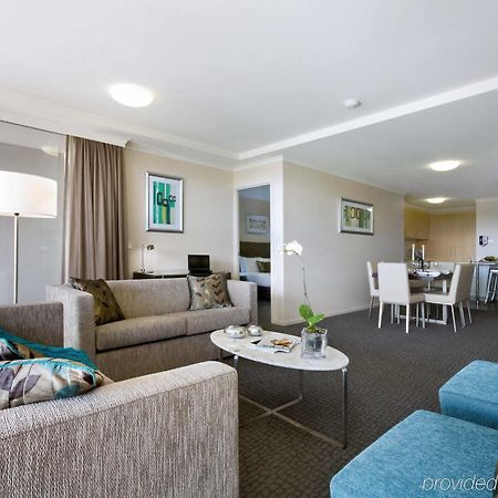 Pacific Suites Canberra Eksteriør bilde