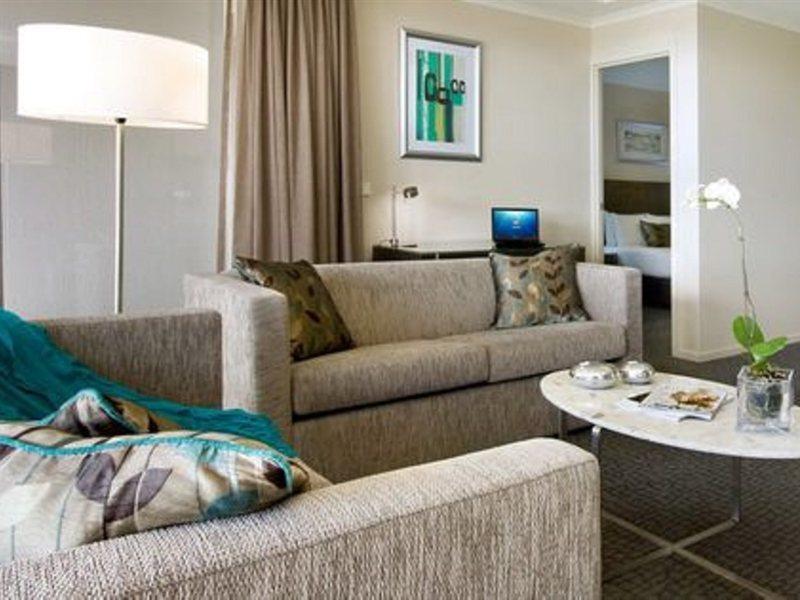 Pacific Suites Canberra Eksteriør bilde
