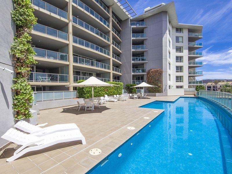 Pacific Suites Canberra Eksteriør bilde