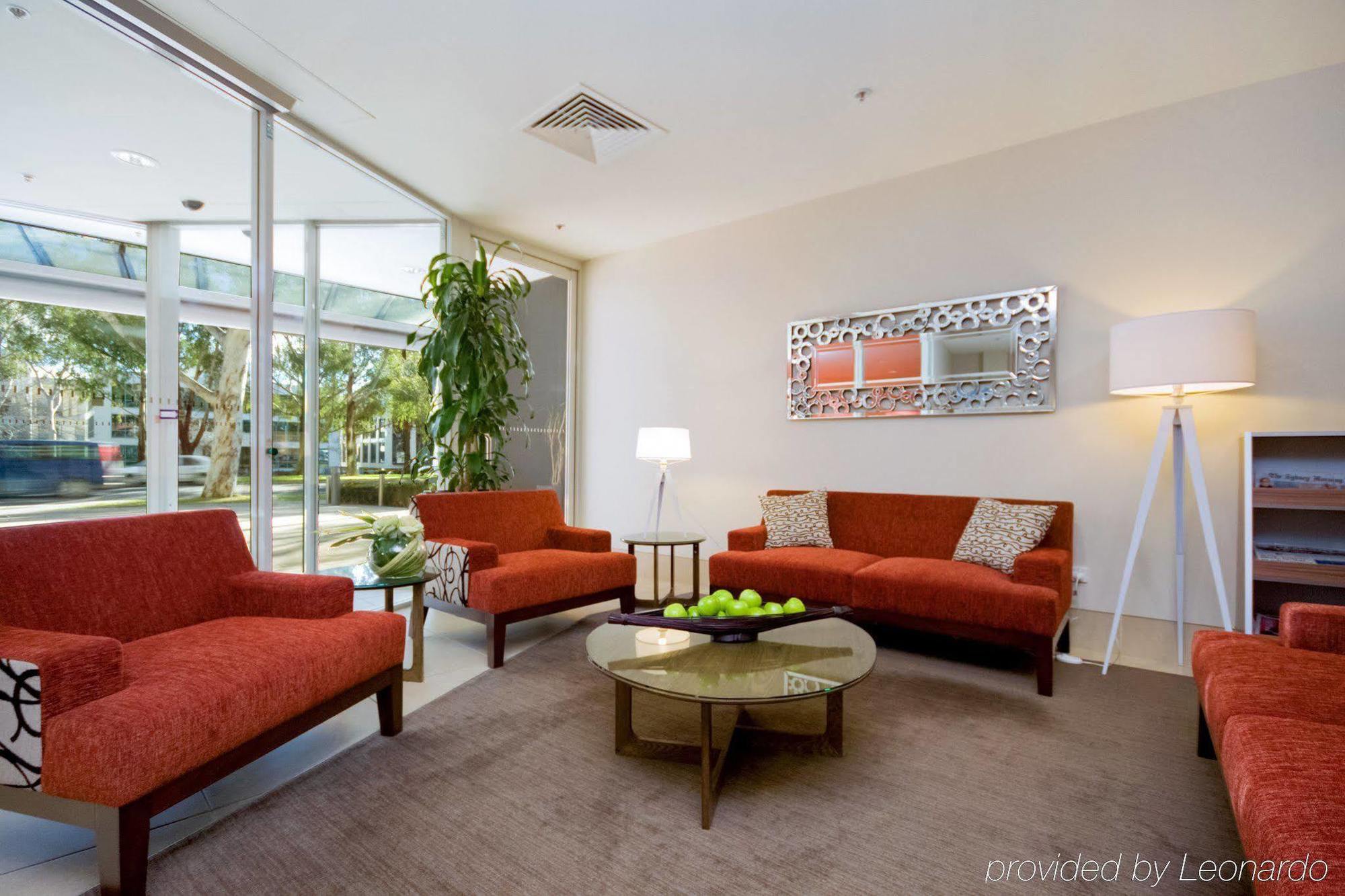Pacific Suites Canberra Eksteriør bilde