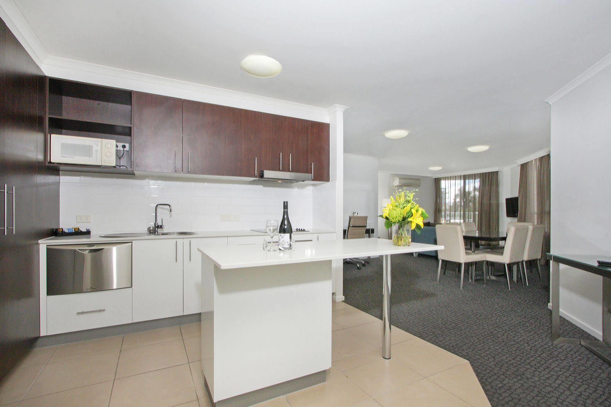 Pacific Suites Canberra Eksteriør bilde