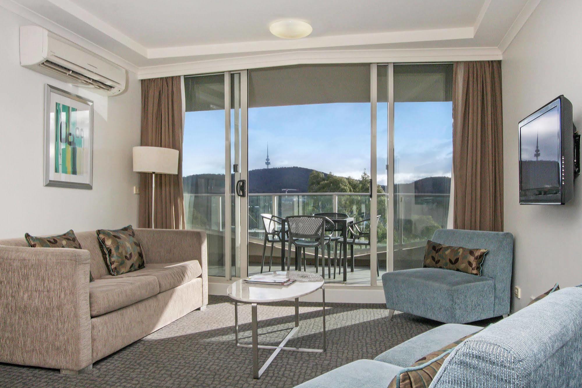 Pacific Suites Canberra Eksteriør bilde