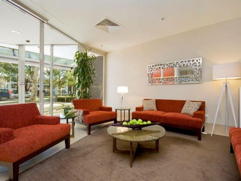 Pacific Suites Canberra Eksteriør bilde