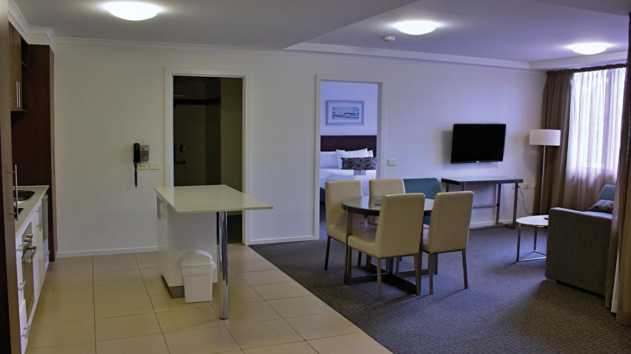 Pacific Suites Canberra Eksteriør bilde