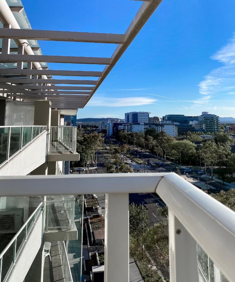 Pacific Suites Canberra Eksteriør bilde