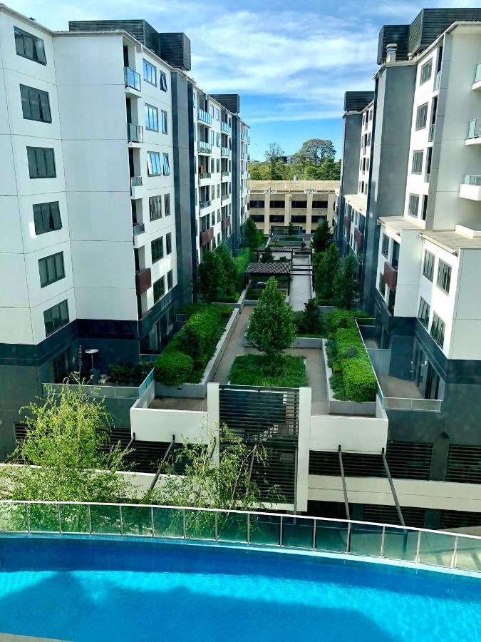 Pacific Suites Canberra Eksteriør bilde